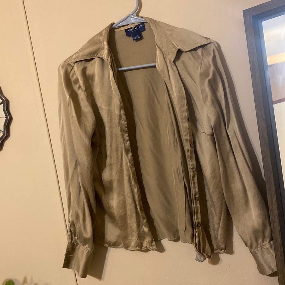 100 % Silk ann taylor blouse